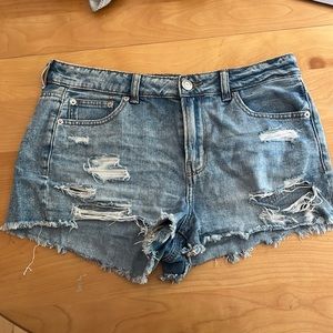 American eagle jean shorts size 8